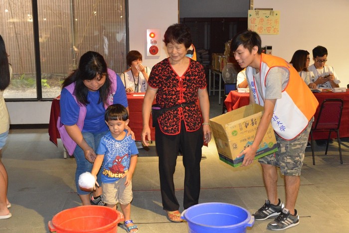 中臺科大闖關活動 – 垃圾分類投投樂