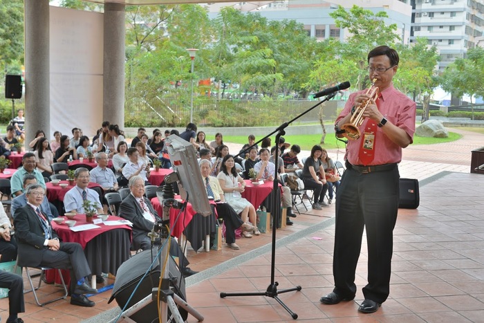 中臺科大陳錫仁主任表演