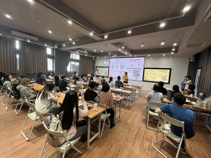 護理學院蔡麗雲院長致詞