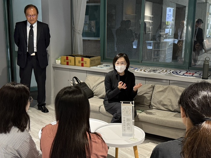 蔡宜珊總經理與中臺科大視光系學生面對面交流座談圖片