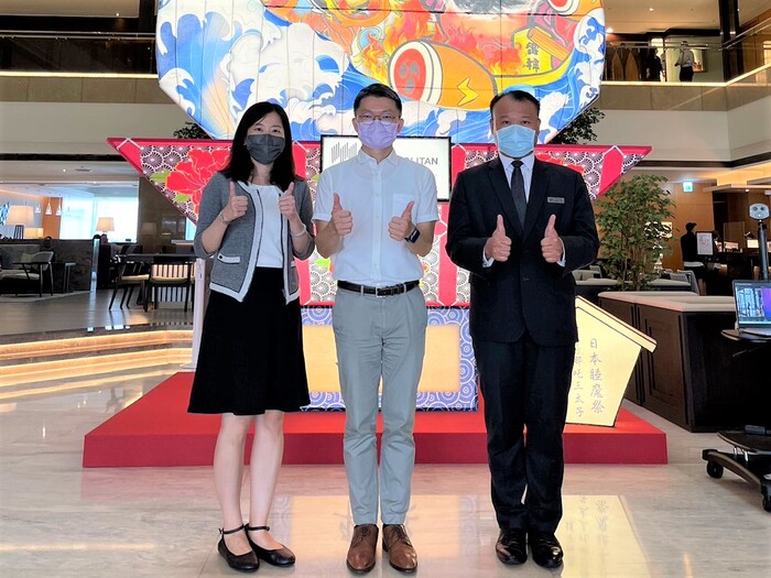 於JR東大飯店合影