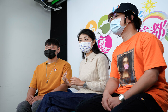 學生訪問中翦影