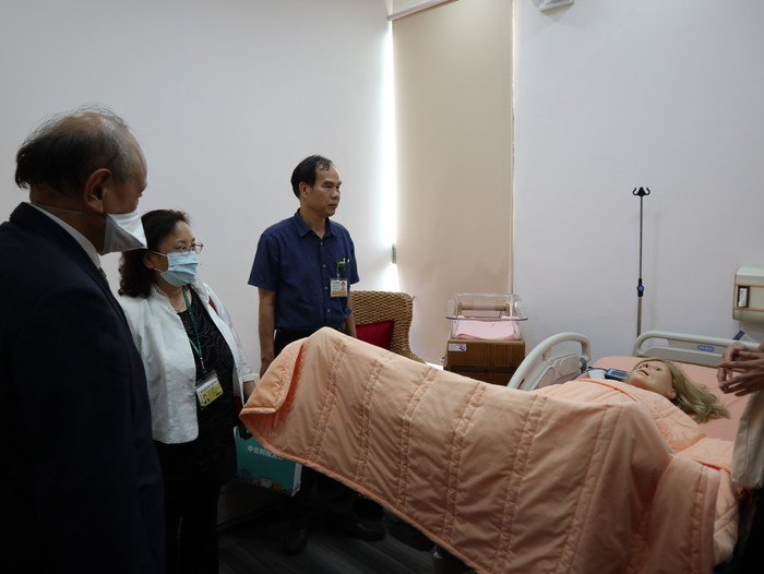 秀傳醫療體系參訪中臺科技大學護理學院「臨床技能中心(OSCE)」