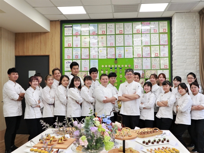 中臺科大食品科技系師生大合照