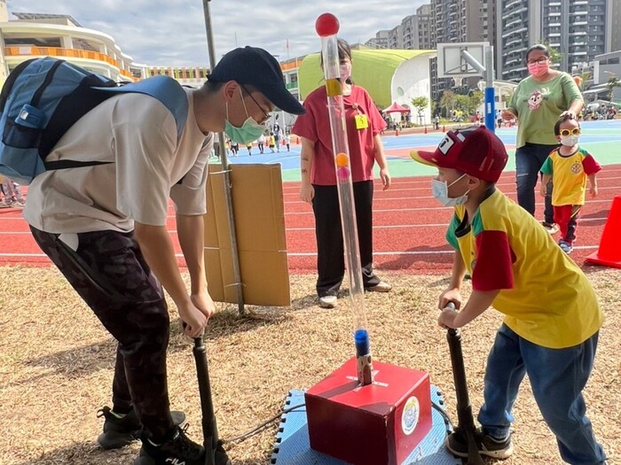 中臺科大廍子非營利幼兒園親子運動會活動(4)