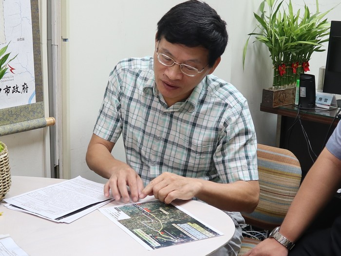 臺中市公捷處張應當處長說明大坑周邊交通路網