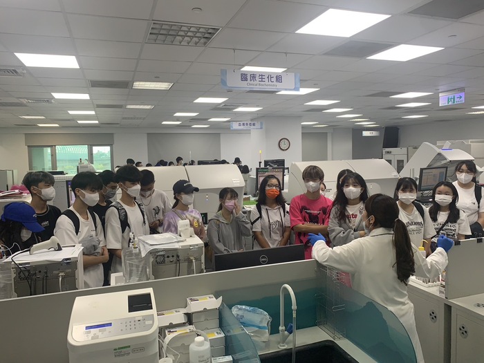 慈濟醫檢科學姐詳細介紹職場工作內容.jpg