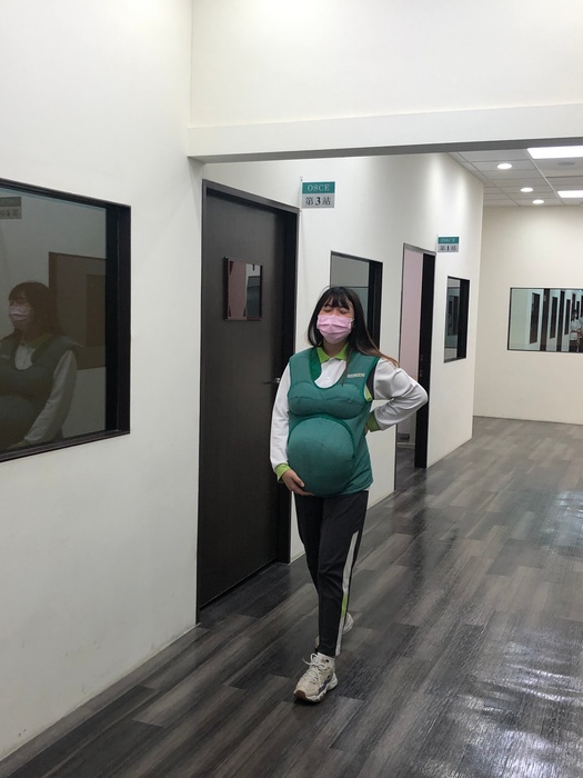 中臺科大護理系讓高中生體驗護理課程