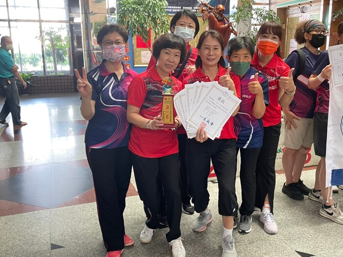 女團體第一名