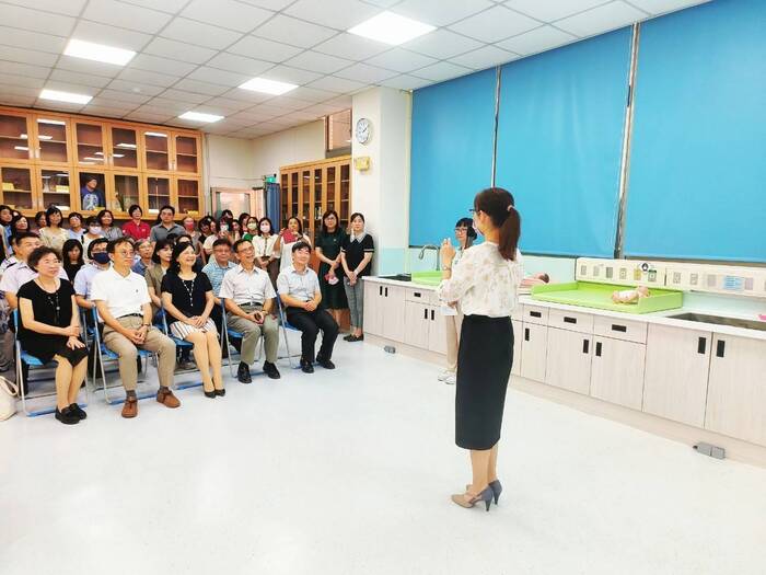 中臺護理系兩間全新護理技術教室落成