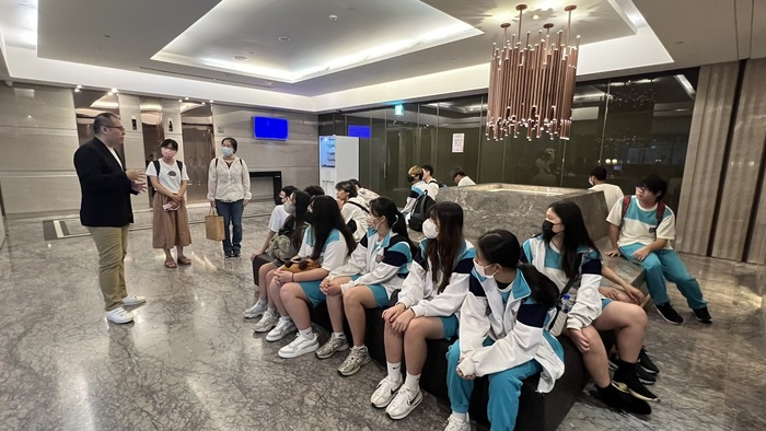 敦謙國際蔡述先經理介紹無人旅館