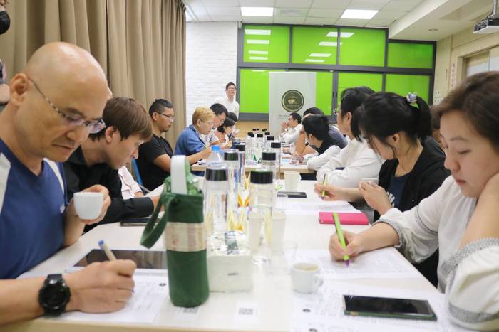 ITCE 2020咖啡品鑑會 品鑑者