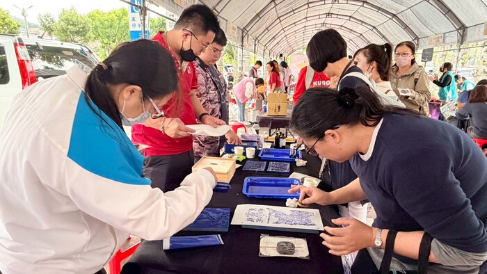 中臺科大USR「文化價值鏈」以媽祖文化永續版畫體驗展現在地文化傳承圖片