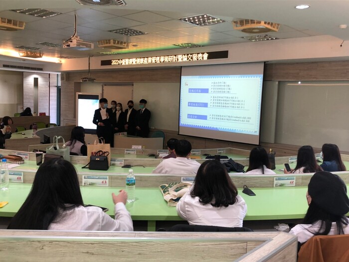 2022專題論文發表同學