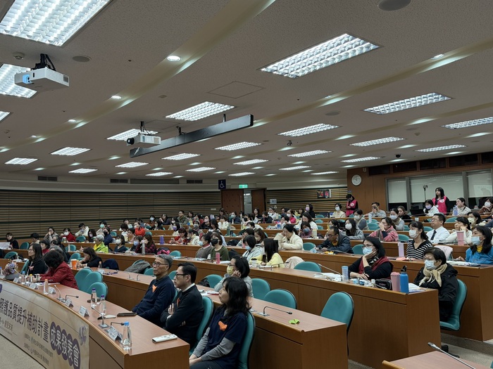 成果發表會吸引全臺超過百位護理機構與長照專業人員齊聚參與圖片