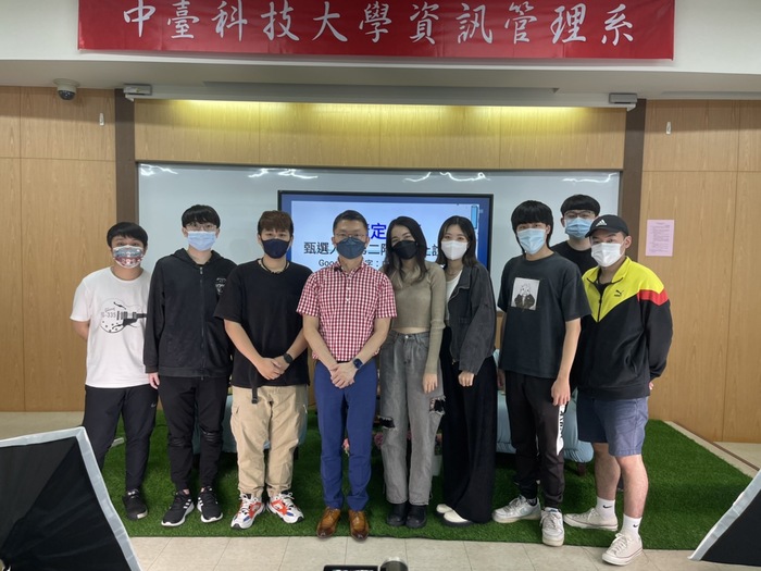 工作人員合照2