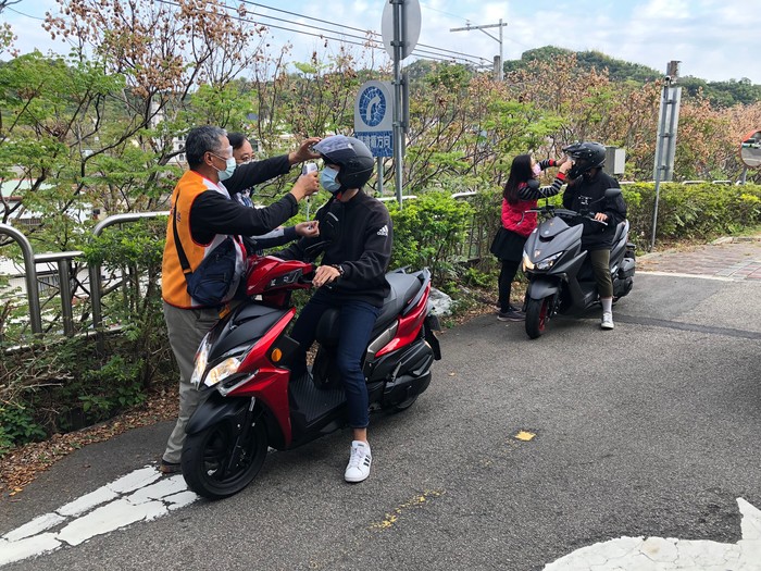 中臺科大入校量體溫-機車