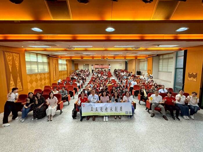 中臺科大 60 週年 行銷系鏈結 AI 與青銀共學：11 位傑出校友齊聚傳承跨領域實力圖片