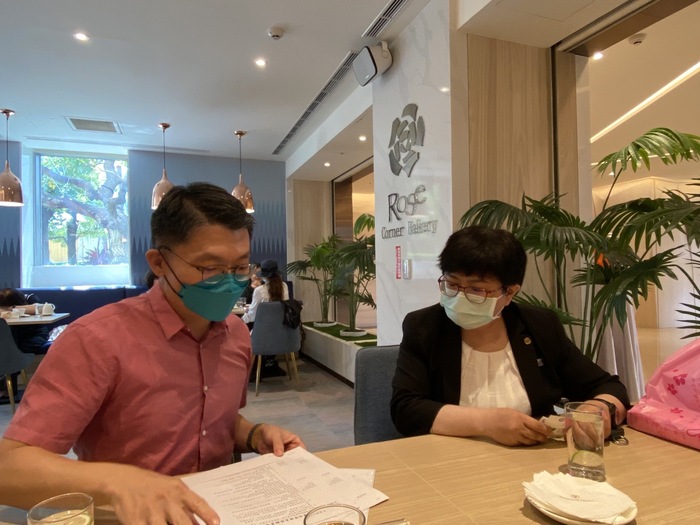 與台中裕元花園酒店吳總監談合作圖片