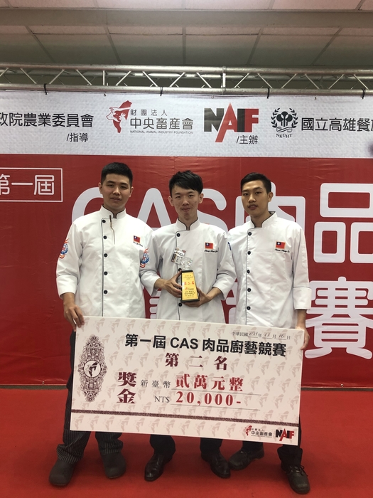 參賽同學合影
