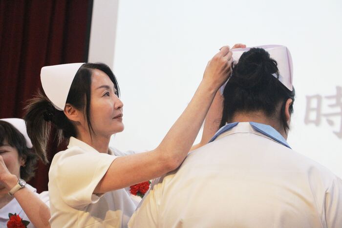歡慶國際護師節 151名學子加冠邁向臨床實習新里程碑圖片