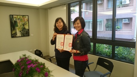 雙方簽訂產學意向合作書