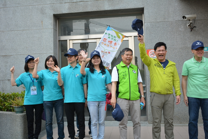 林佳龍市長蒞校歡迎健行民眾