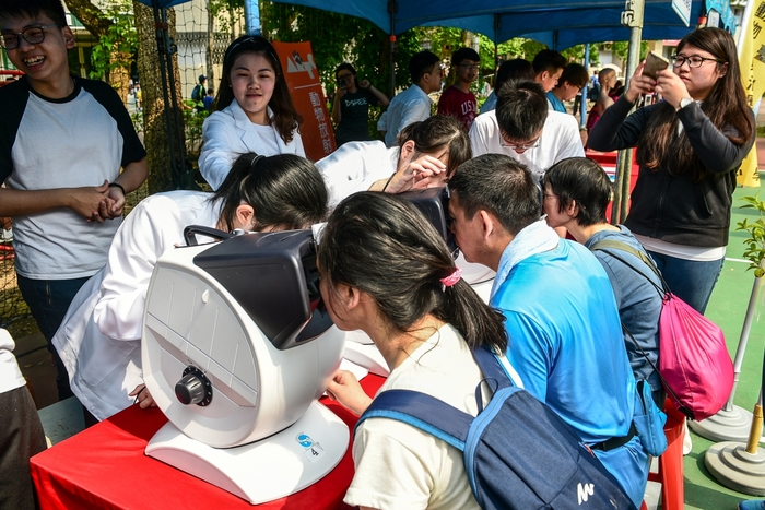 視光系專業視力檢測