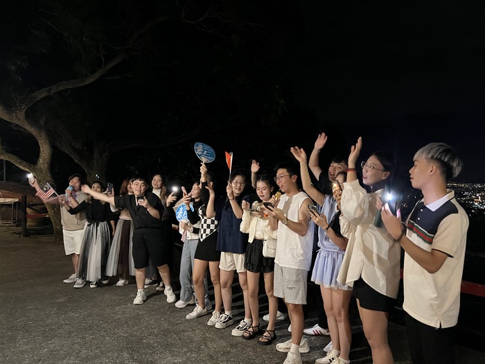 越南生及印尼生大合唱.jpg