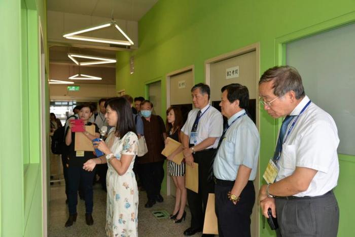 仁德醫專護理科洪佳慧主任解說OSCE (客觀臨床能力試驗) 教室
