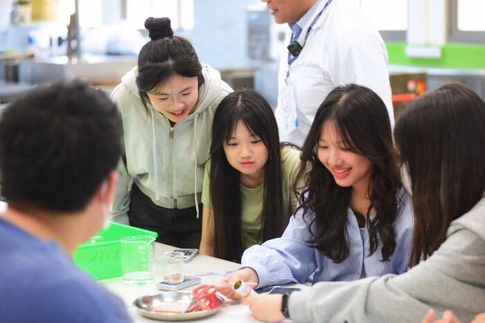 高中職學子親身體驗不同專業